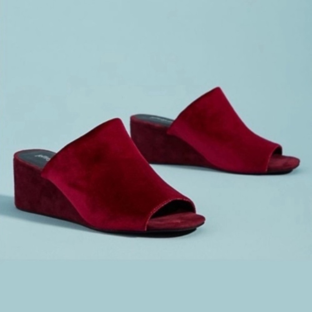 Anthropologie Jeffrey Campbell Willow wedges 8.5